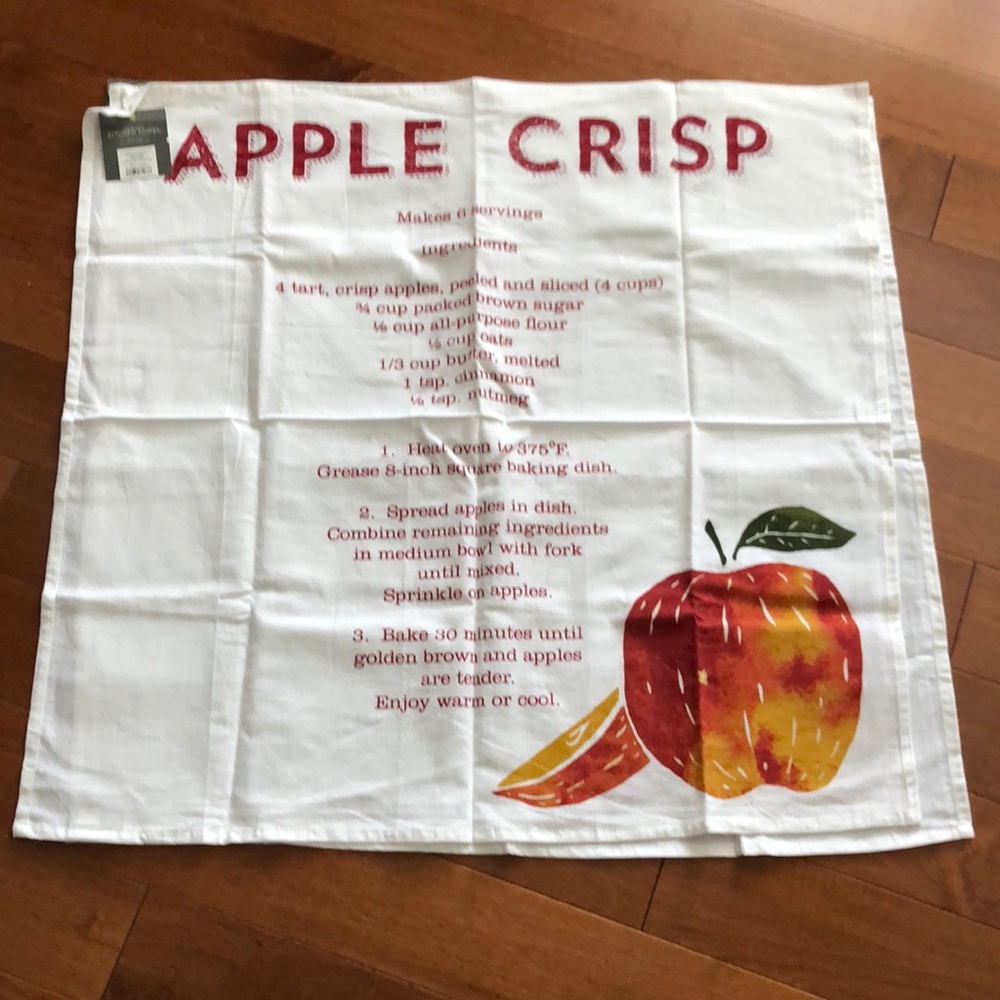 Qty 2 Threshold Flour Sack Kitchen Towels.